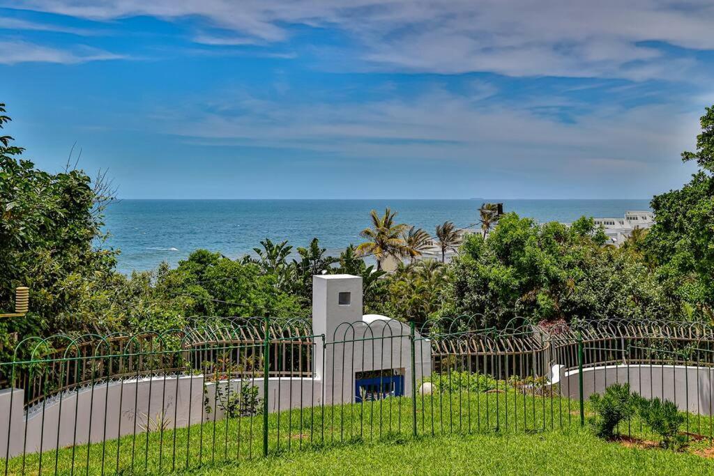 Large Sea View, Walk To Eateries, Loadshed Free Apartamento Ballito Exterior foto